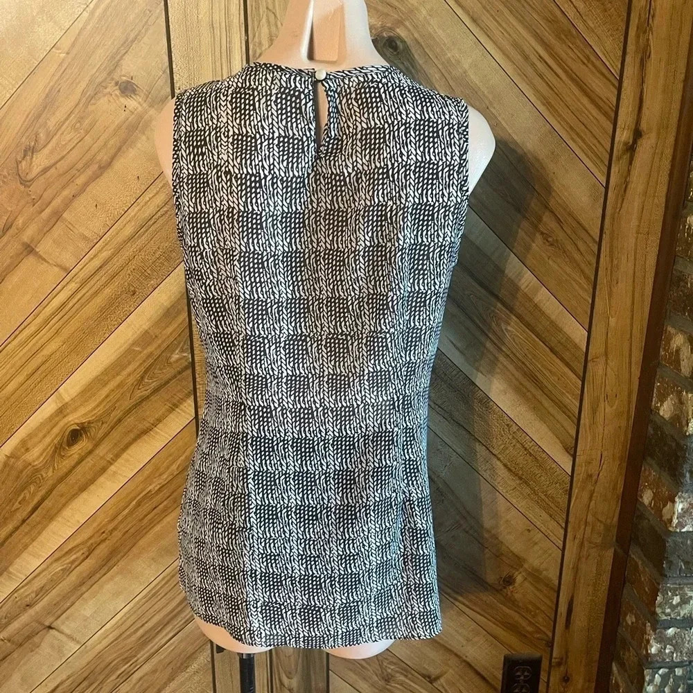 CAbi Chloe Sleeveless Small Tunic Blouse - Picture 6 of 8